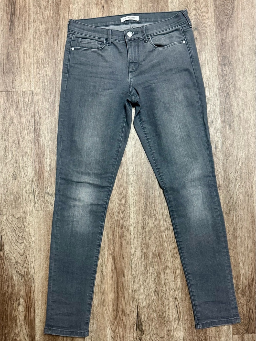 Banana Republic Premium Denim Charcoal Gray Skinny Jeans Size 28